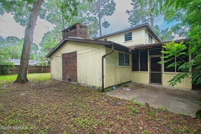 Building Photo - 1311 Pullen Rd