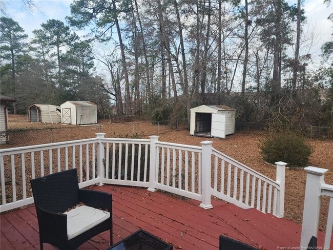 Building Photo - 105 Alexander Ln