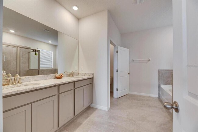 Building Photo - 5125 Tannin Ln