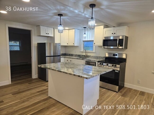 Building Photo - 38 Oakhurst-