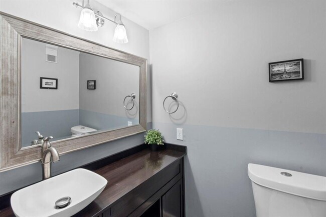 Building Photo - 10328 Briar Forest Dr