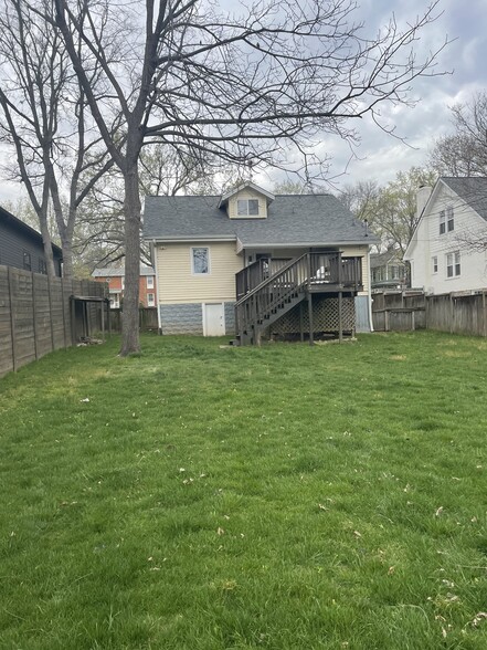 Backyard - 4707 Elkins Ave