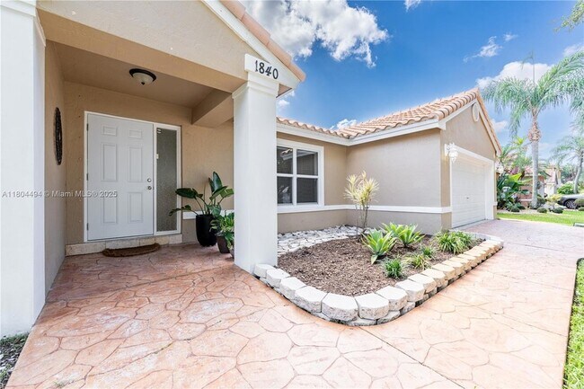 Building Photo - 1840 SW 135th Way