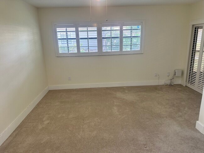Building Photo - 8211 Ambrose Cove Way