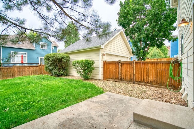 Building Photo - Charming Mill Village 3Bed/3Bath Home with...