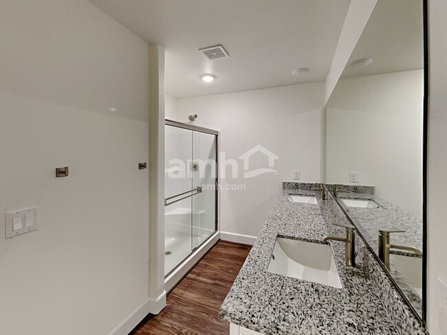 Building Photo - 299 Cape Seville Pl