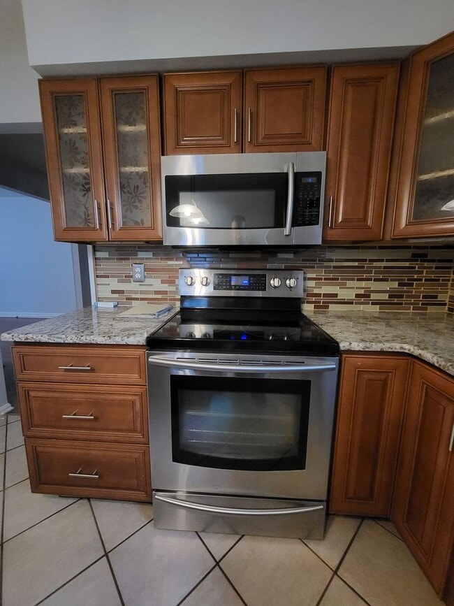 Building Photo - Well Maintained 3 Bedroom Townhome in East Lampeter Township