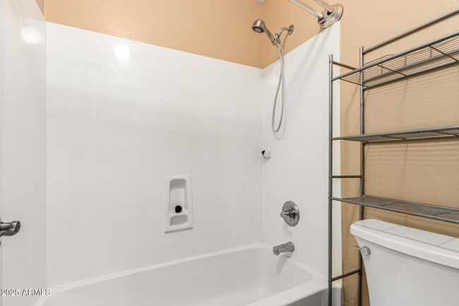 Building Photo - 29604 N Balmoral Pl