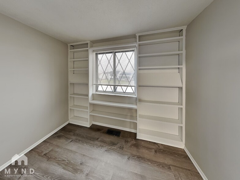 Building Photo - 2933 Renfro Rd