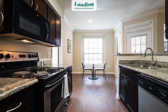 Building Photo - 7777 Greenbriar Dr