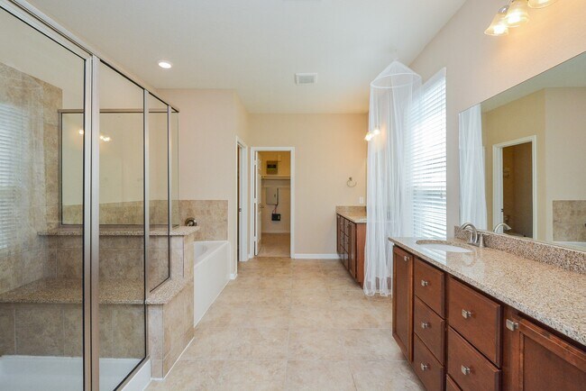 Building Photo - 8019 Cheyenne Hills Trail