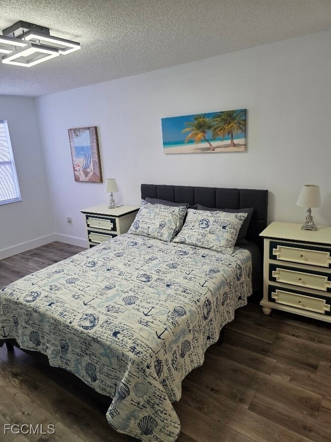 Building Photo - 8870 Colonnades Ct W