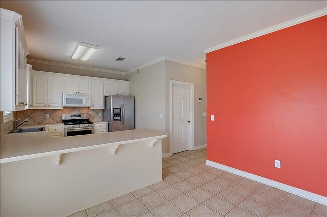 Building Photo - 108 Turnberry Cv