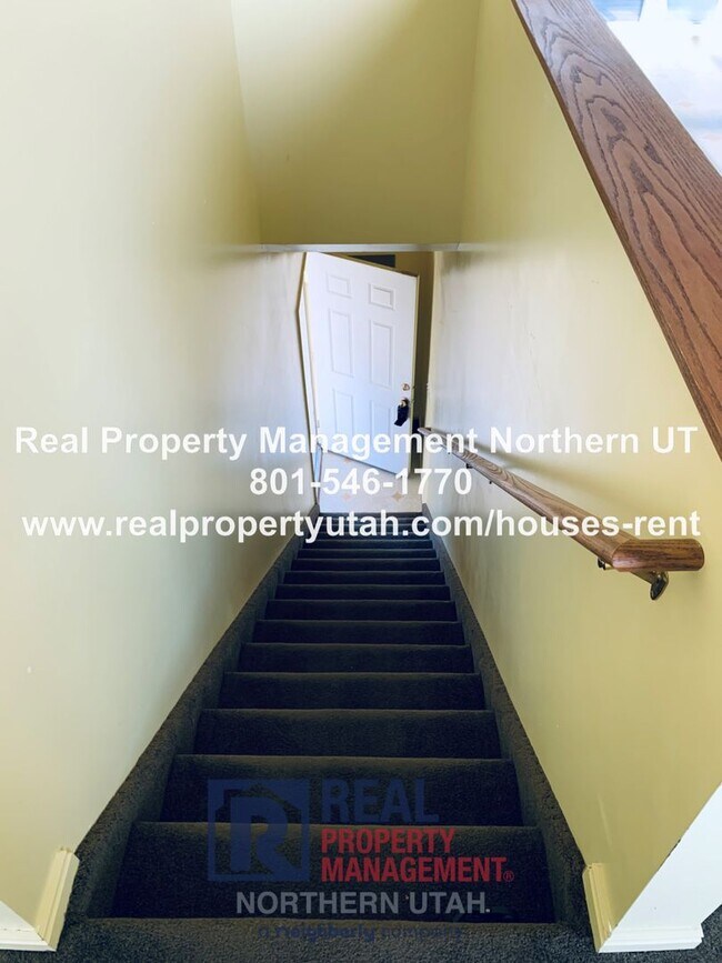 Building Photo - 2149 N 4650 W