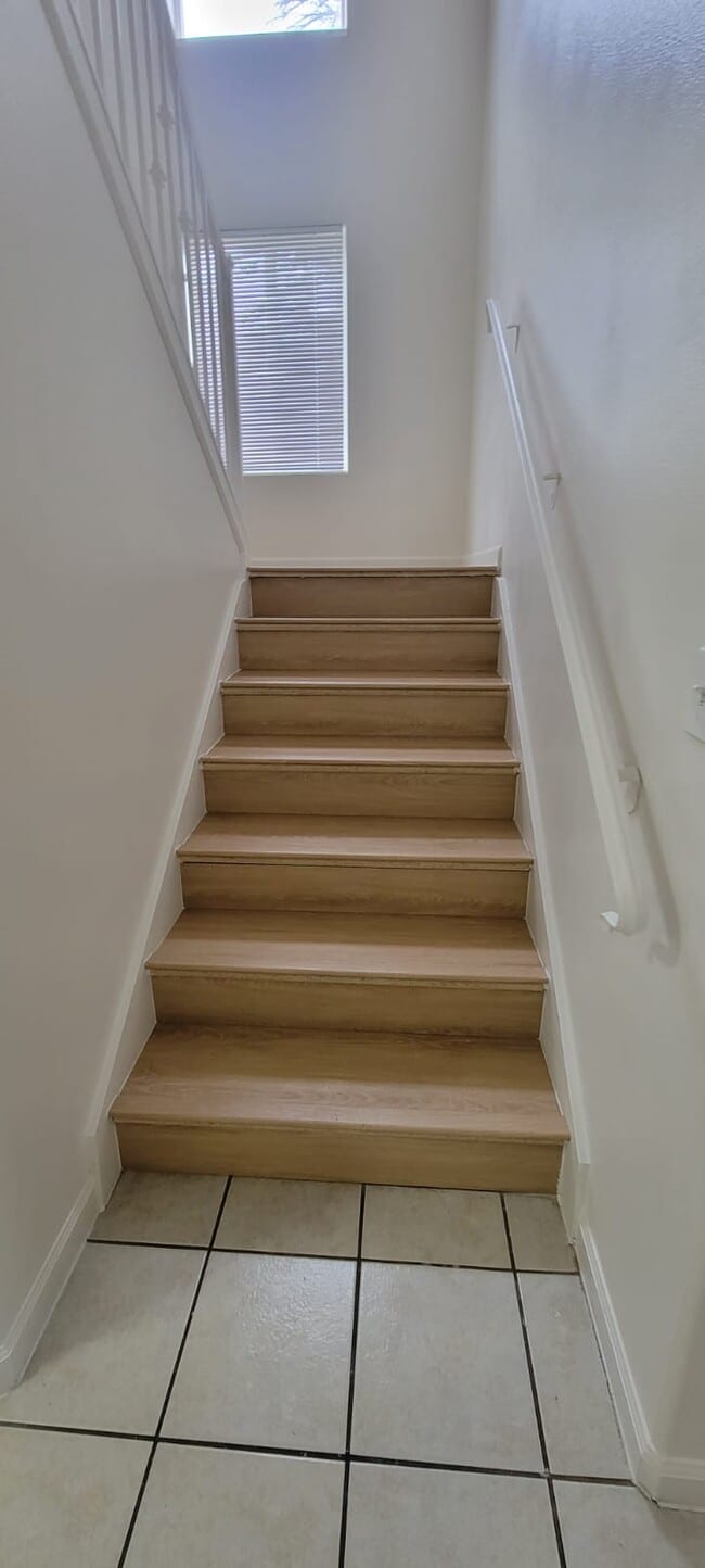 Building Photo - 26336 Capay St