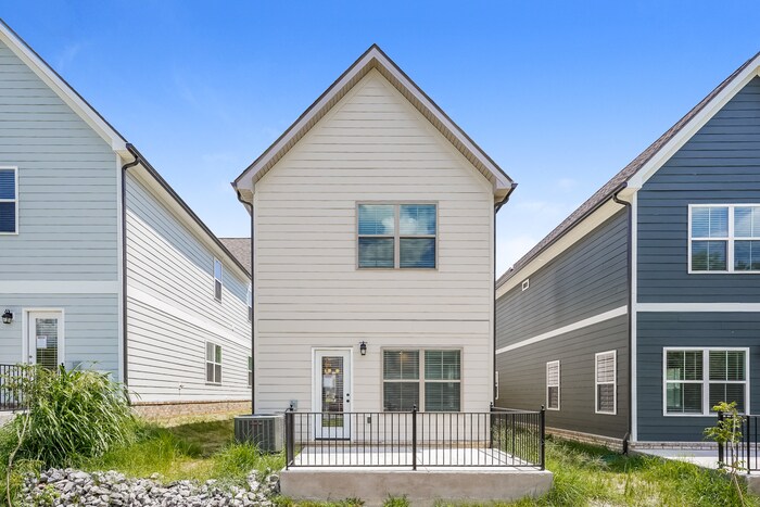 Building Photo - 308 B Lake Street