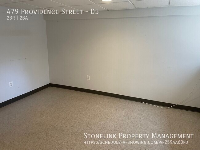 Building Photo - 479 Providence Street