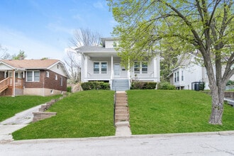 Building Photo - Fantastic 3bd/2ba home! Let yourself in!