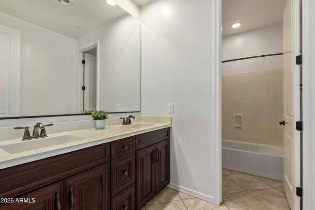 Building Photo - 9372 W Louise Dr