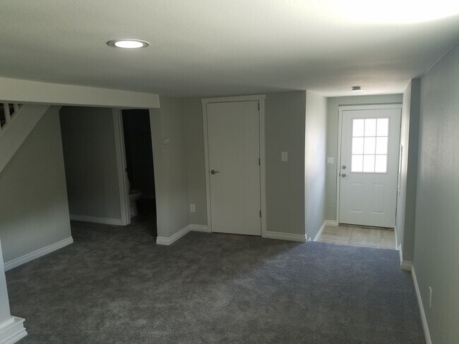 Building Photo - 9253 51st Ave S