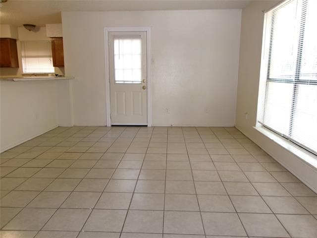 Building Photo - 510 Victoria Dr