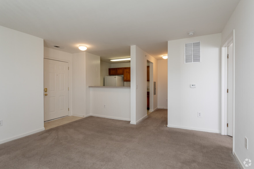 1BR, 1BA - 661 SF - Stafford - Northridge Apartments