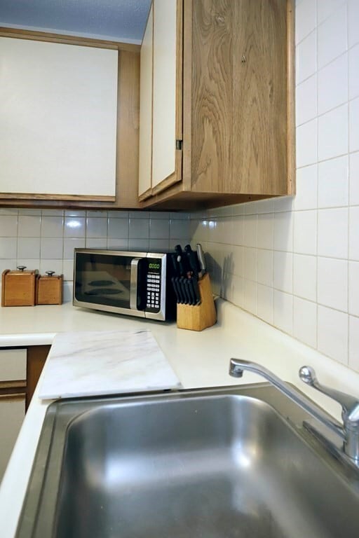 Building Photo - 1261 Church St