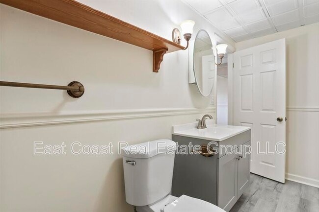 Building Photo - 1337 Cedarwood Dr