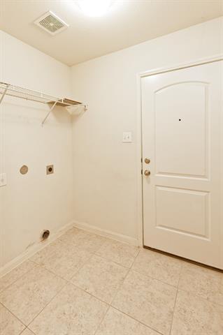 Building Photo - 1829 Persimmon Dr