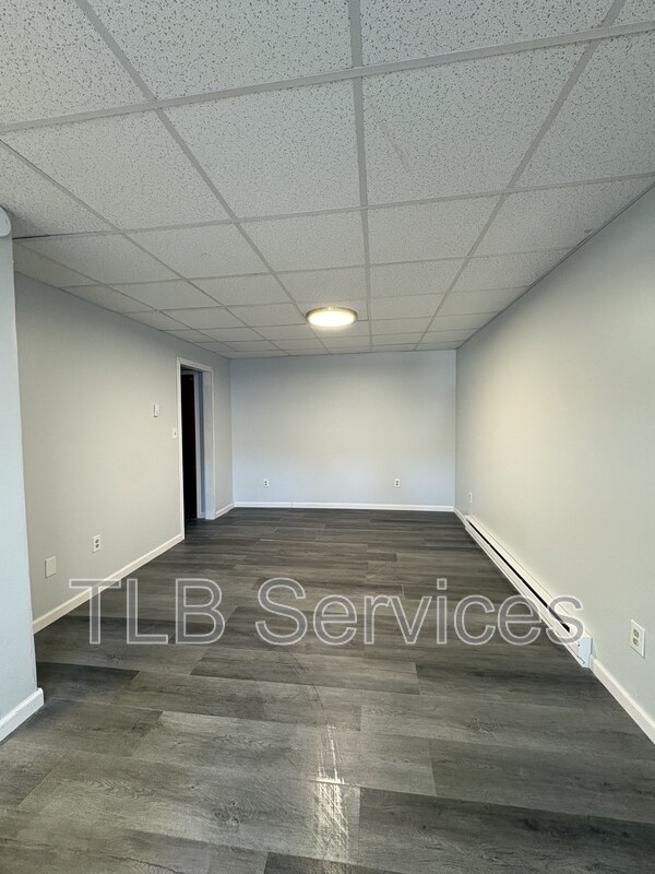 Building Photo - 563 Washington Ave