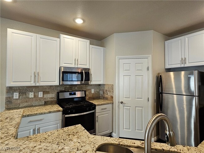 Building Photo - 5545 Dueces Wild Ct