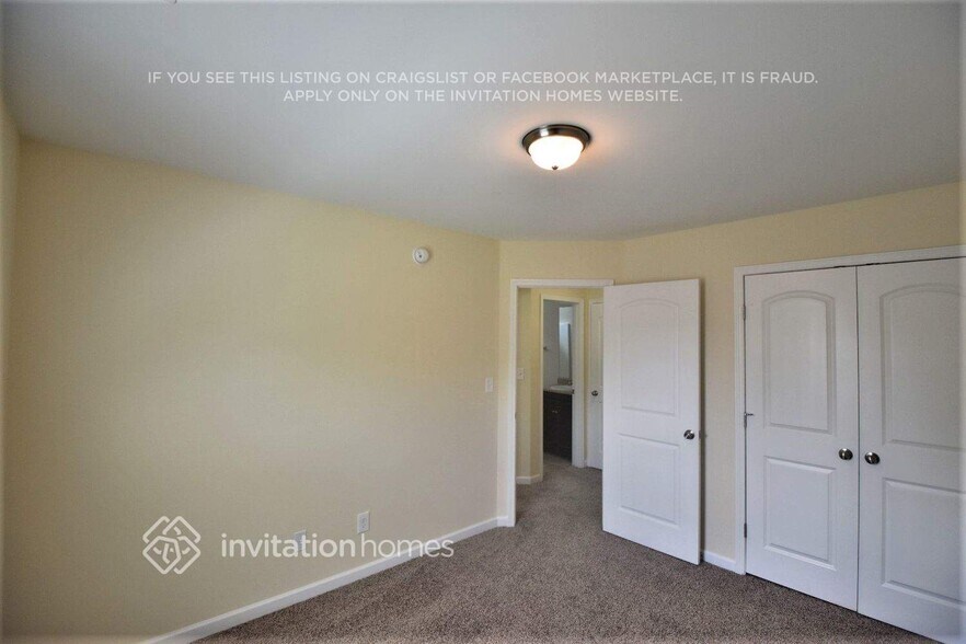 Building Photo - 127 Verrazano Pl