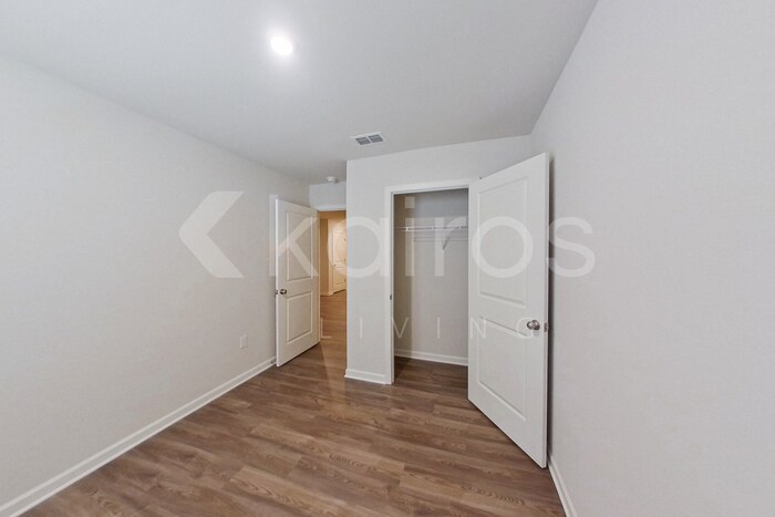 Building Photo - 342 Ironwood Ct