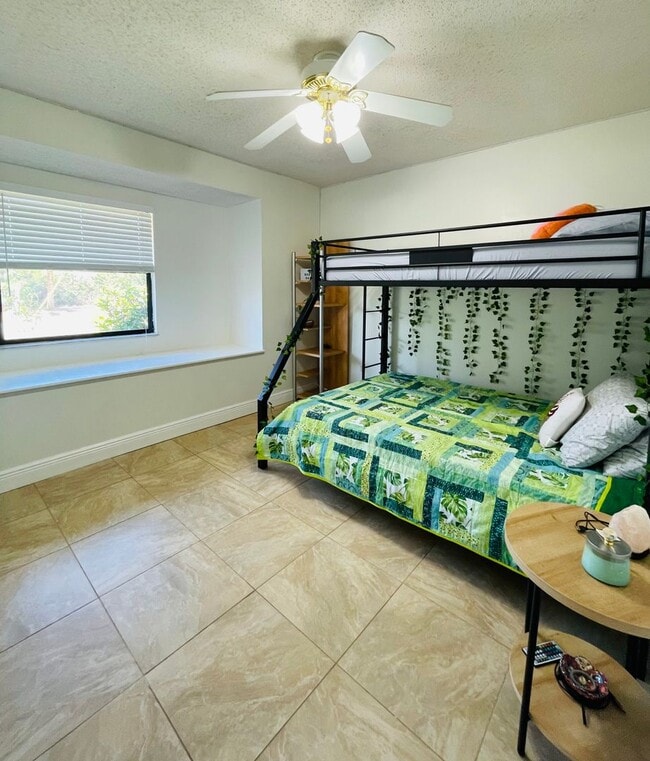 Building Photo - **CURRENTLY OFF MARKET**