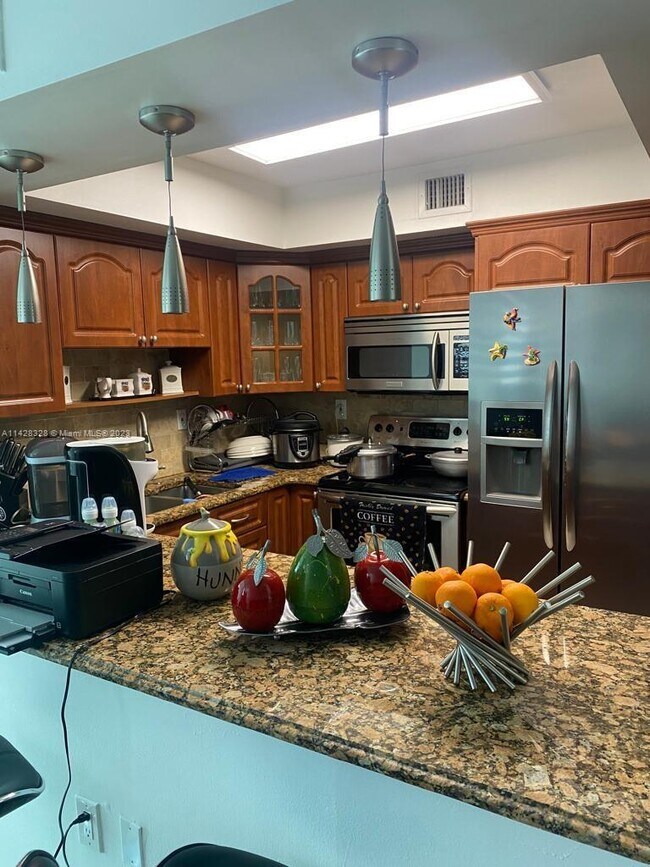 Building Photo - 9440 W Flagler St