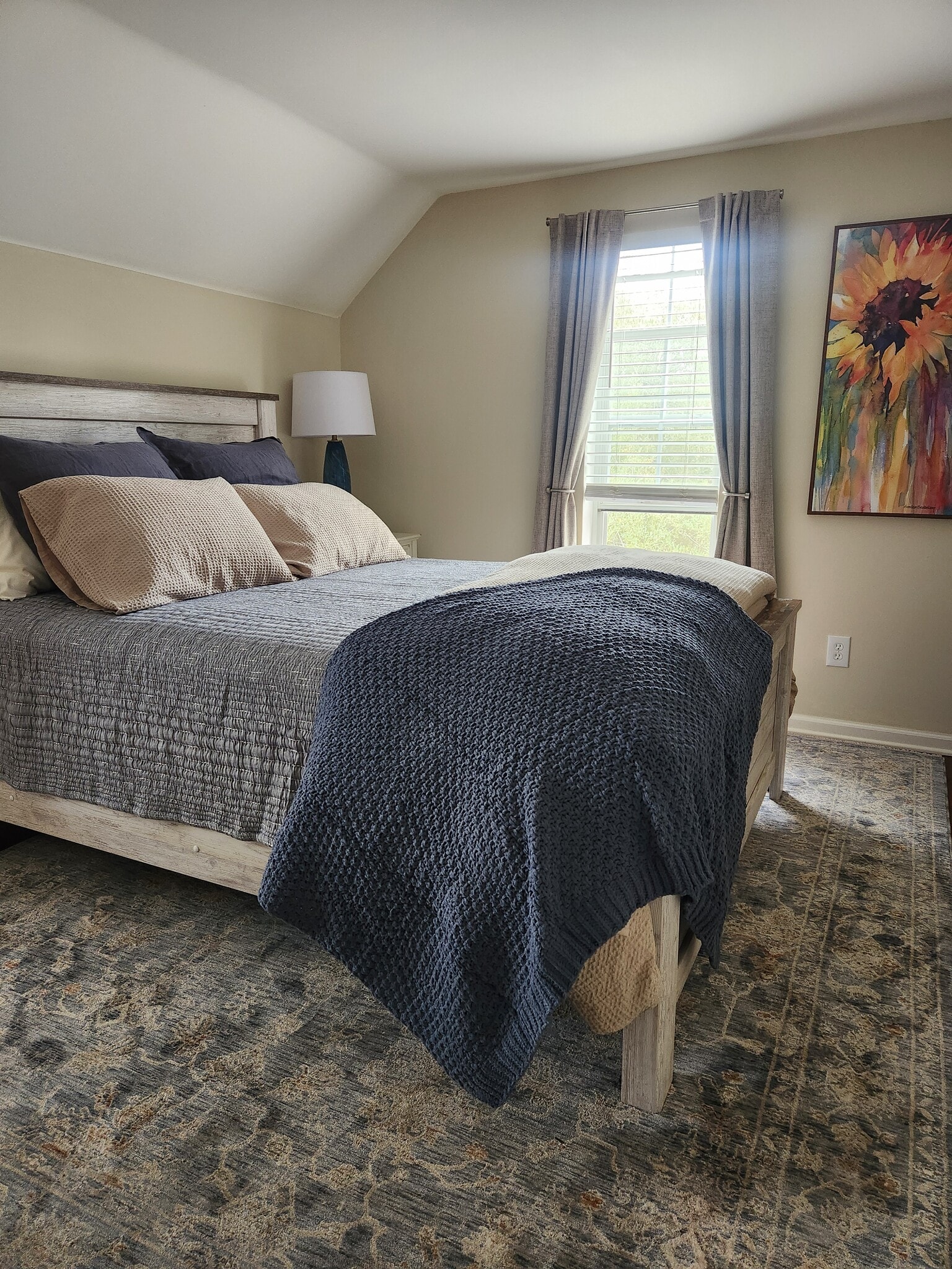 Bedroom - 690 Kodiak Ln
