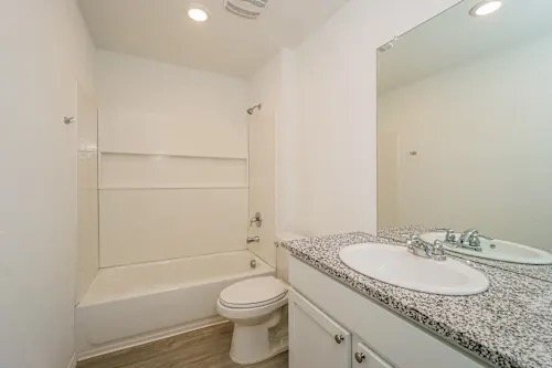 Building Photo - 121 Parish Ln