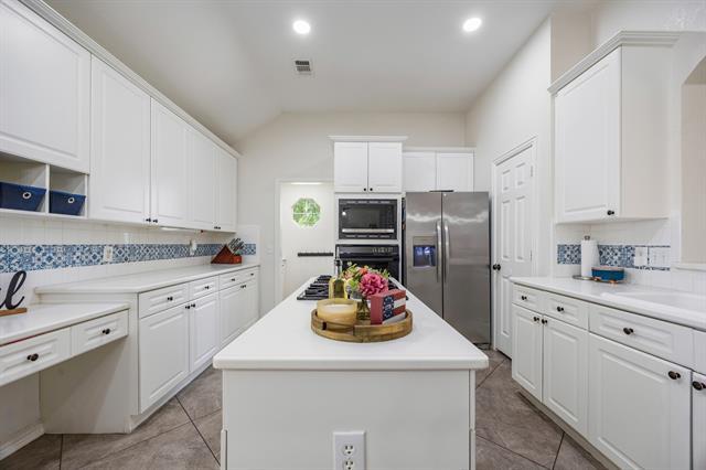Building Photo - 639 Stafford Cir