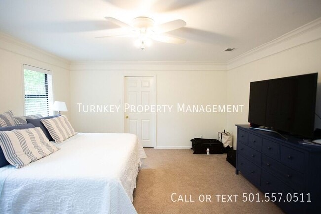 Building Photo - 14205 Longtree Dr