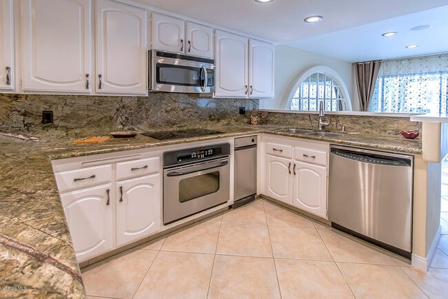 Building Photo - 2399 Windward Cir