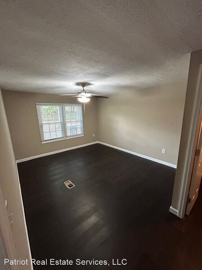 Building Photo - 3 br, 2 bath House - 1665 Rim Road