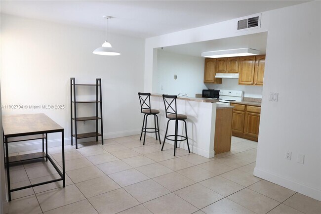 Building Photo - 6845 SW 45th Ln