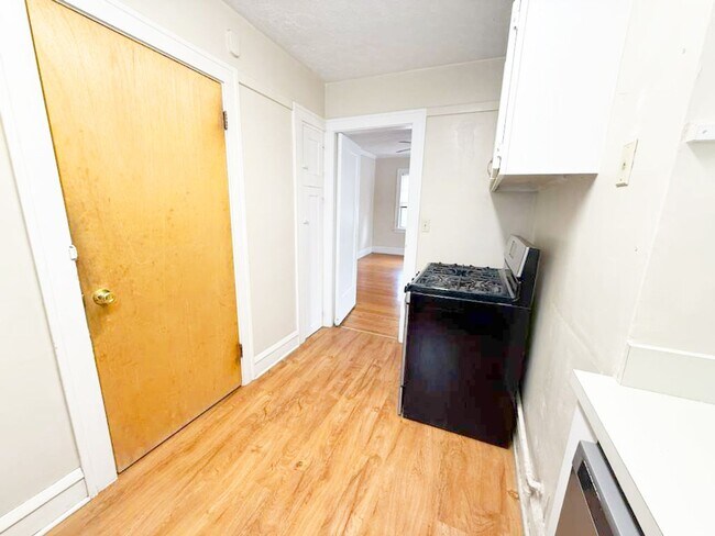 Building Photo - 18231 Winslow Rd