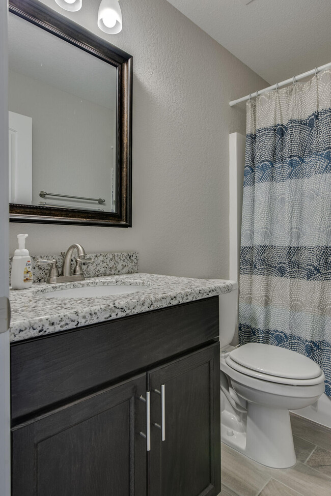 Building Photo - 2081 Bella Breeze Ct