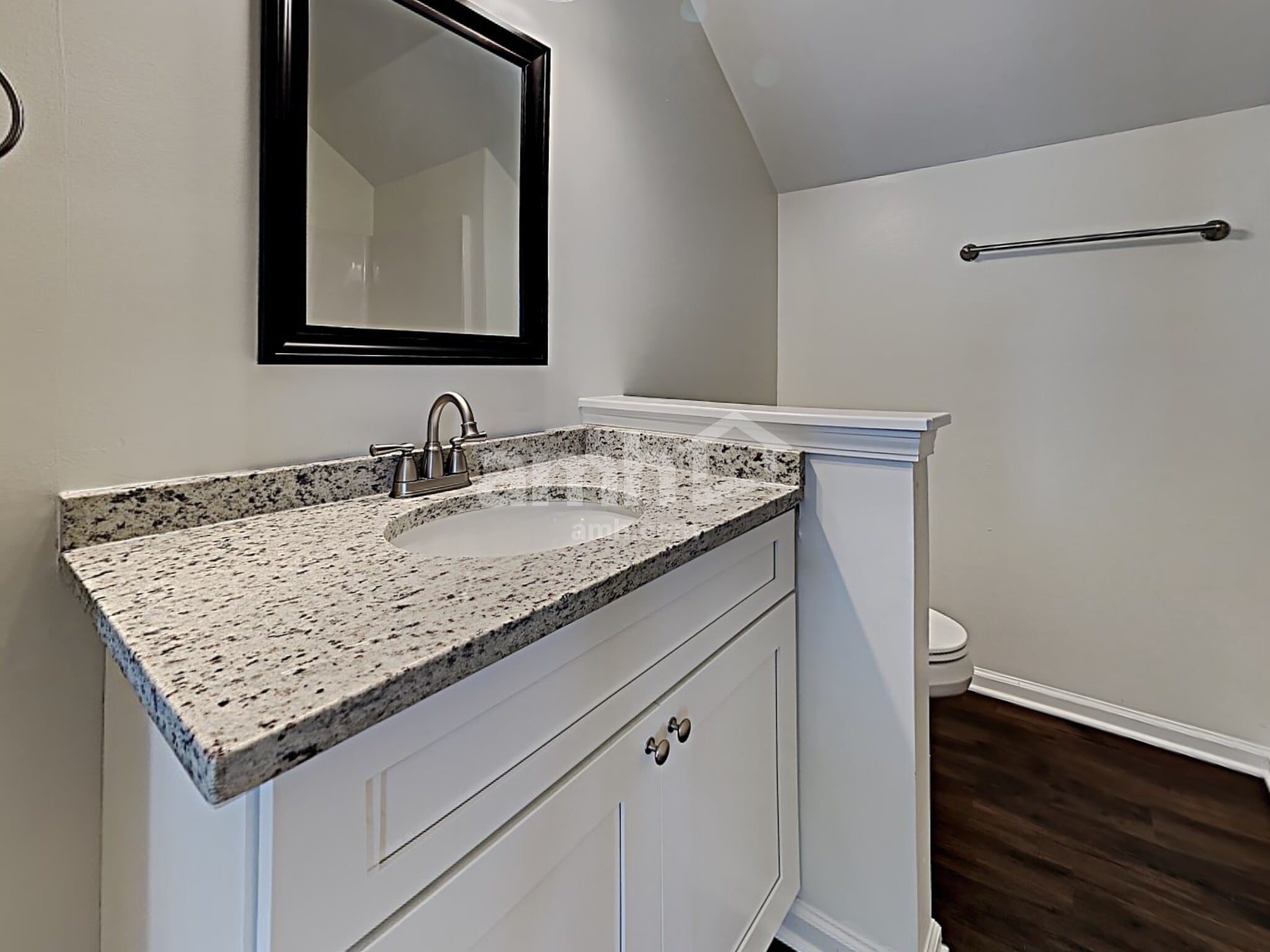 Building Photo - 2414 Thoreau St