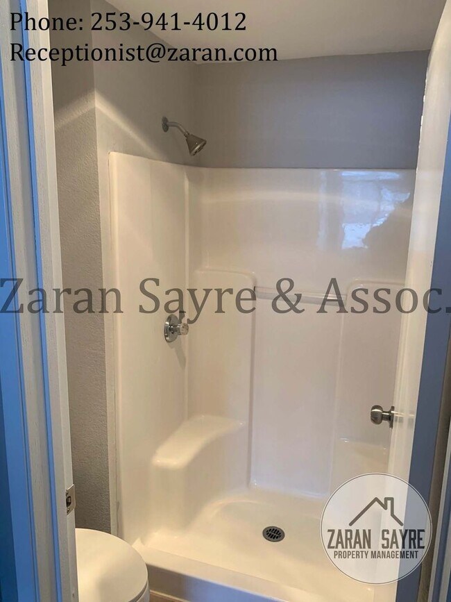 Building Photo - 044- Beautiful 2bd 2 bath Condo with View!!