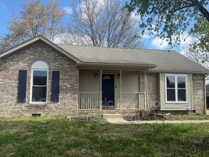 Building Photo - 304 Parkside Ct