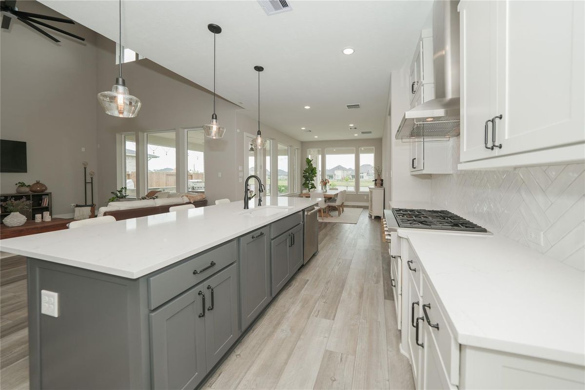 Building Photo - 413 Stratus View Ct