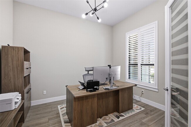 Building Photo - 1222 McMurtry Ridge Dr