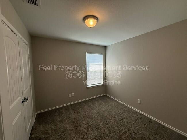 Building Photo - 8912 Avenue T